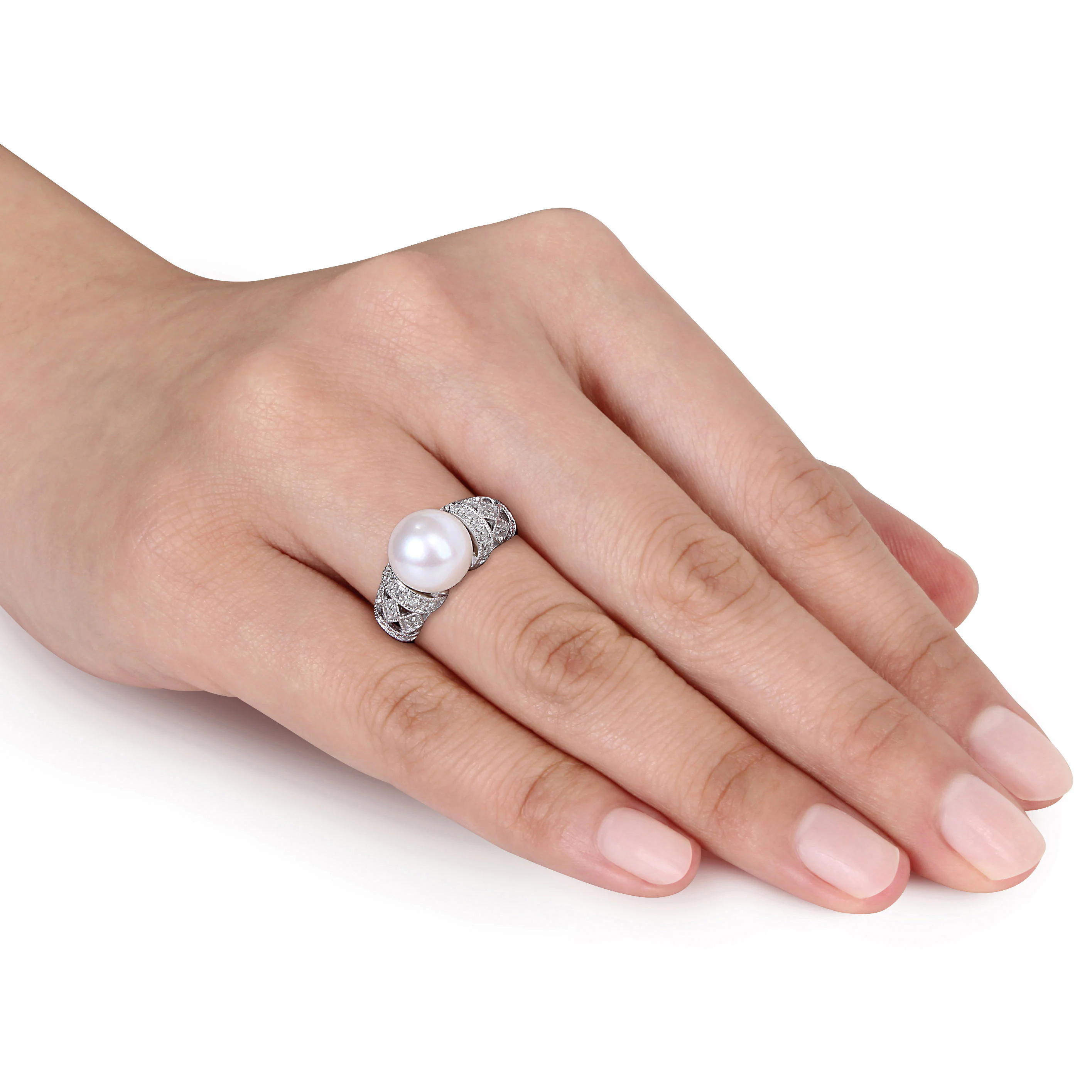 Miadora Silver Cultured White Pearl and 1/10ct TDW Diamond Ring (H-I, I2-I3) 5 Miadora Silver Cultured White Pearl and 1/10ct TDW Diamond Ring (H-I, I2-I3)